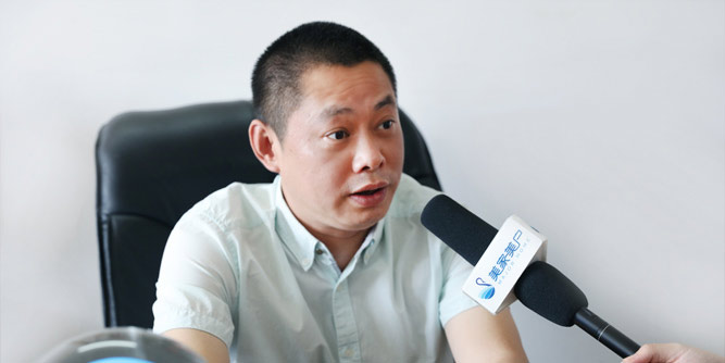 雅乐斯：突破重围只能“更上一层楼”