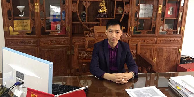 依珞法门窗：定制生活美学，安全健康家