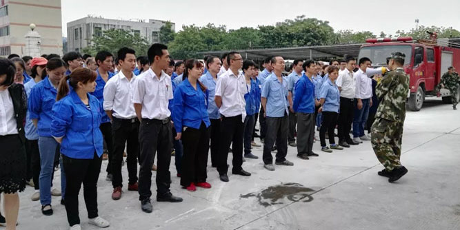 龙树门业集团联合白云湖街道、唐阁经济联社举行应急消防演练