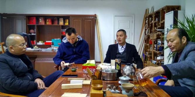 重庆木门“小沙龙”在渝华线条企业座谈