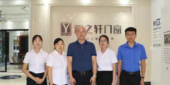 赋能终端丨雅之轩走访调研专卖店「荣昌、合江」