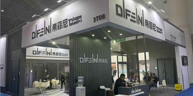 帝菲尼高端入户门亮相第22届中国(成都)建筑及装饰材料博览会