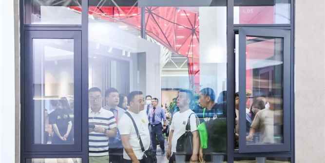 顶固集创门窗邀您共鉴门窗美学新风向，共启门窗集创新时代