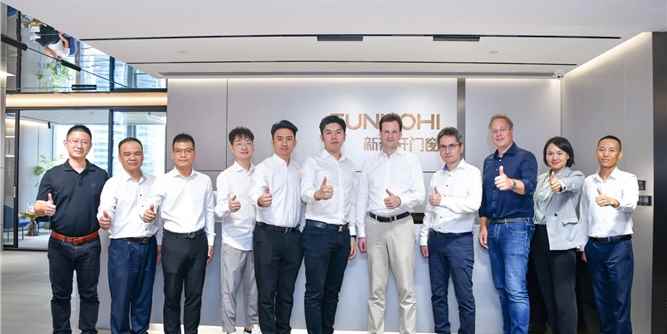 聚势共赢丨德国HOPPE好博集团第三代领导人携高层走进新豪轩