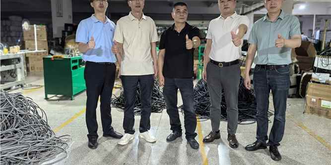 广东省门业协会一行赴冠田门窗配件交流，共探行业高质量发展路径